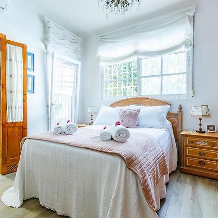 Villa La Orilla Benajarafe Bagian luar foto