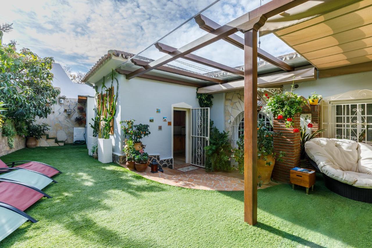 Villa La Orilla Benajarafe Bagian luar foto