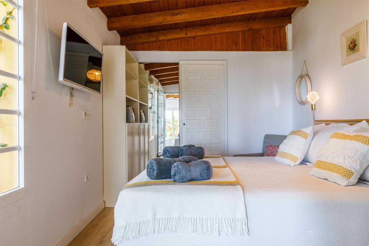 Villa La Orilla Benajarafe Bagian luar foto