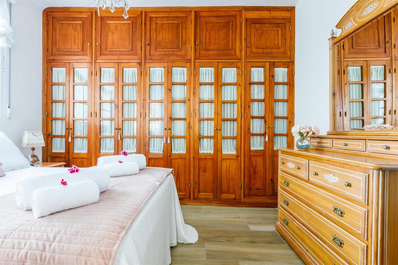 Villa La Orilla Benajarafe Bagian luar foto
