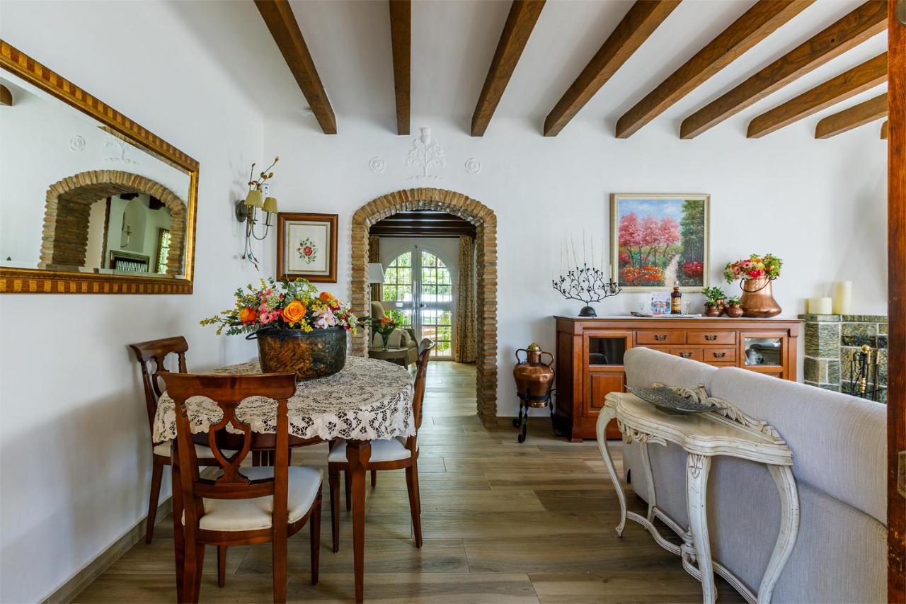 Villa La Orilla Benajarafe Bagian luar foto