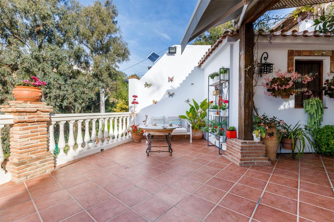 Villa La Orilla Benajarafe Bagian luar foto