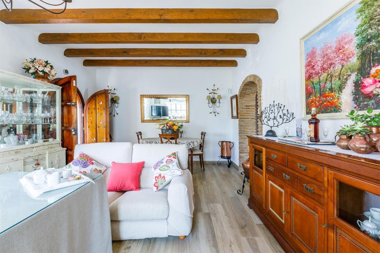 Villa La Orilla Benajarafe Bagian luar foto