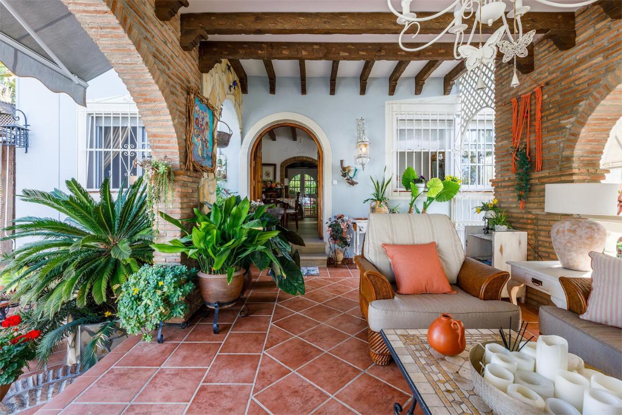 Villa La Orilla Benajarafe Bagian luar foto